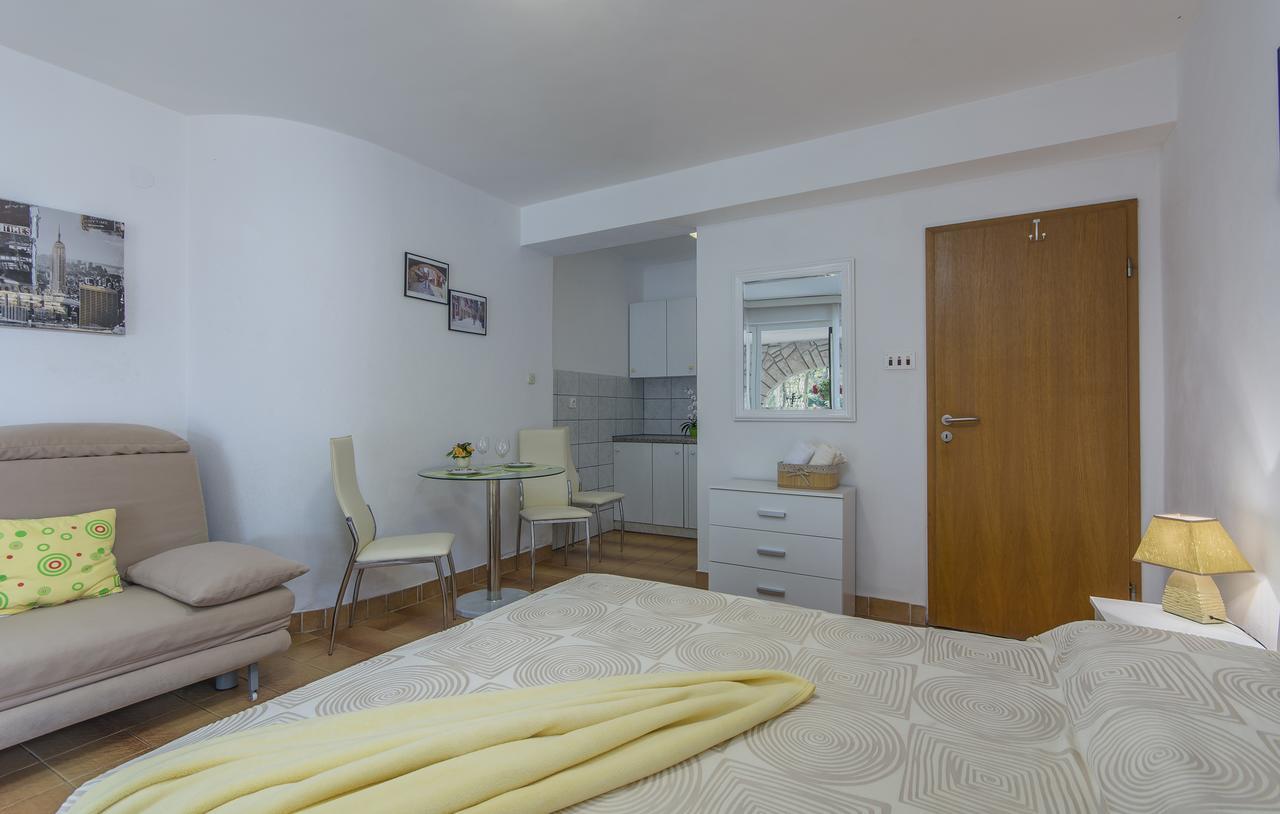Ana - Apartment *
