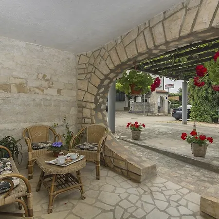 Apartments Ana - Rovinj Exterior photo
