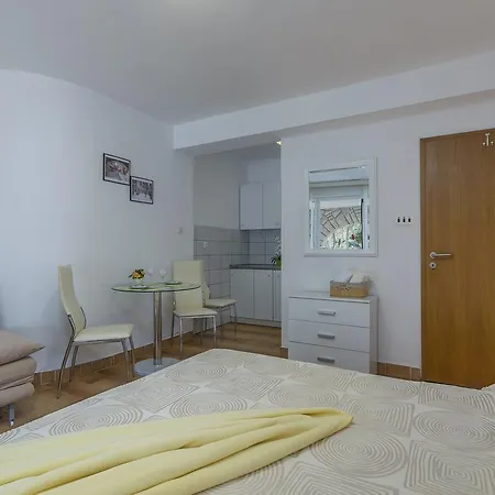 Apartments Ana - Rovinj Exterior photo