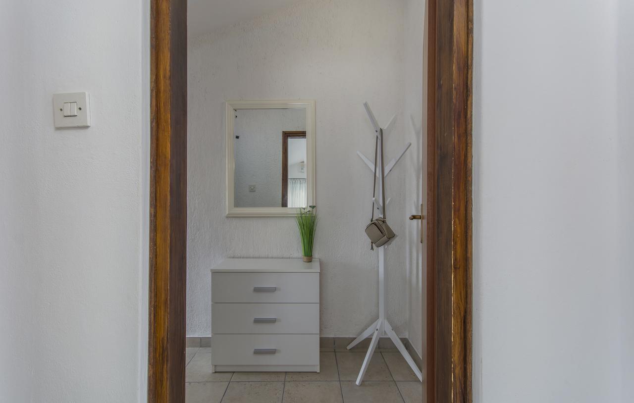 Ana - Apartment